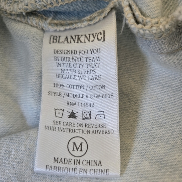 Blank NYC All About Me Light Wash Denim Frayed Shift Dress size Medium - Picture 15 of 16